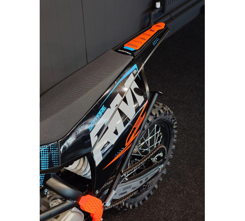 Мотоцикл REGULMOTO Spitfire 17/14 PRO PITBIKE